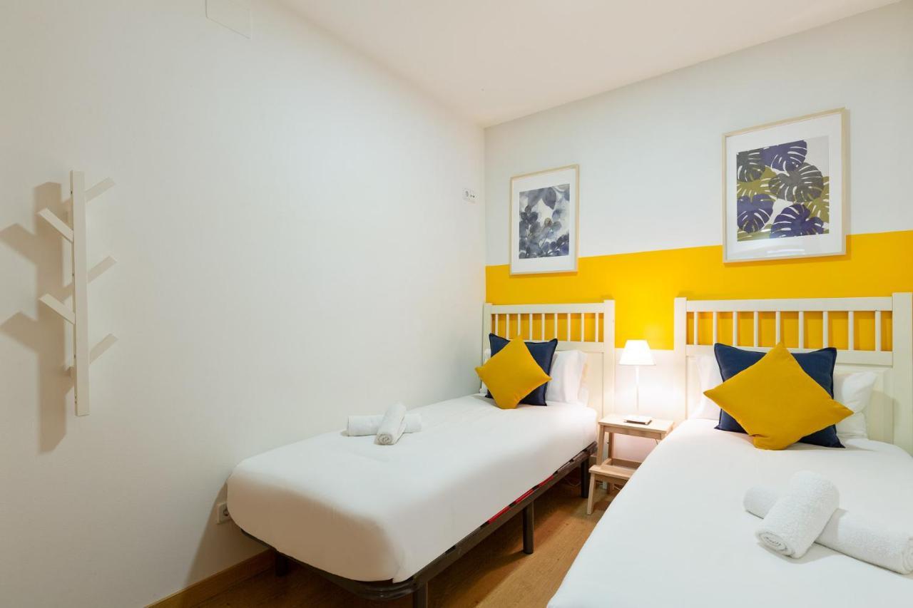 Stay U-Nique Apartments Passatge De Font Barcelona Zewnętrze zdjęcie